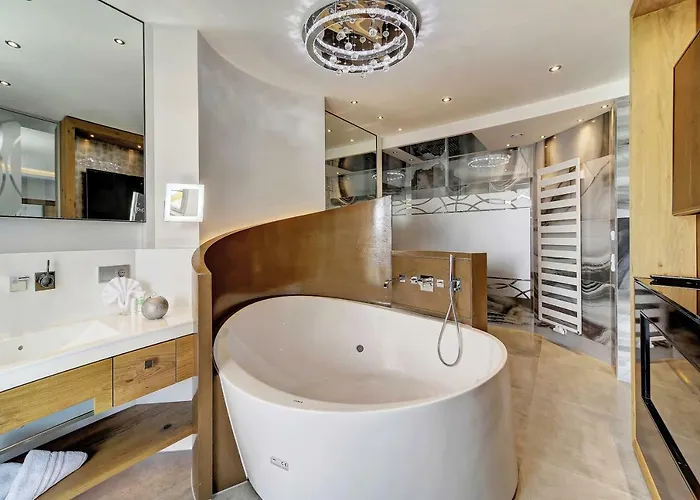 Ξενοδοχείο Wellness- & Jagdhof 5*