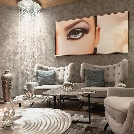 Wellness- & Jagdhof 5*