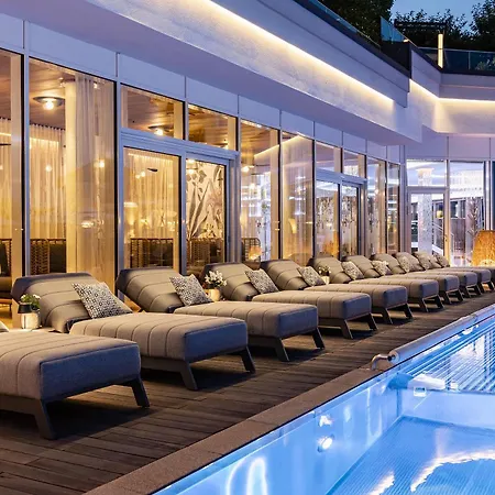 Wellness- & Jagdhof 5*