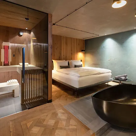 Wellness- & Jagdhof 5*