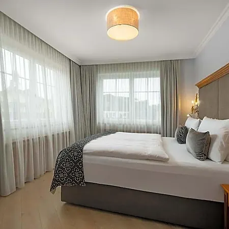 Wellness- & Jagdhof 5*