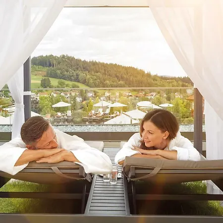 Wellness- & Jagdhof 론바크